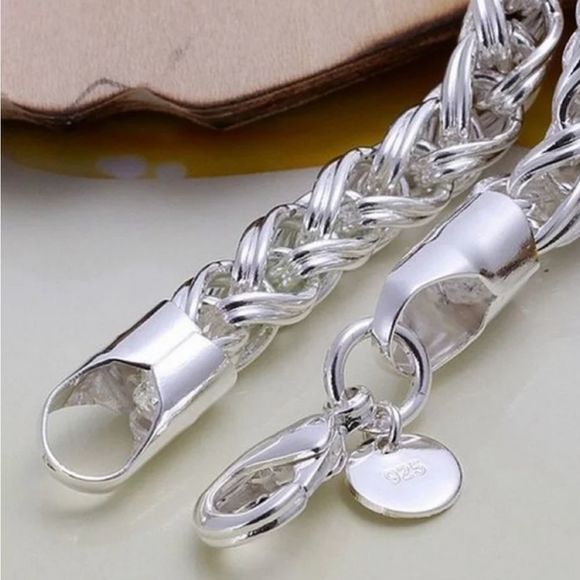 Women's .925 Sterling Silver Stamped 4 MM Twist Braided Bracelet 8" - Picture 3 of 4